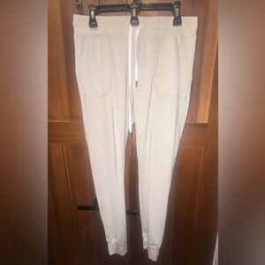 Zyia large cozy oatmeal joggers perfect condition